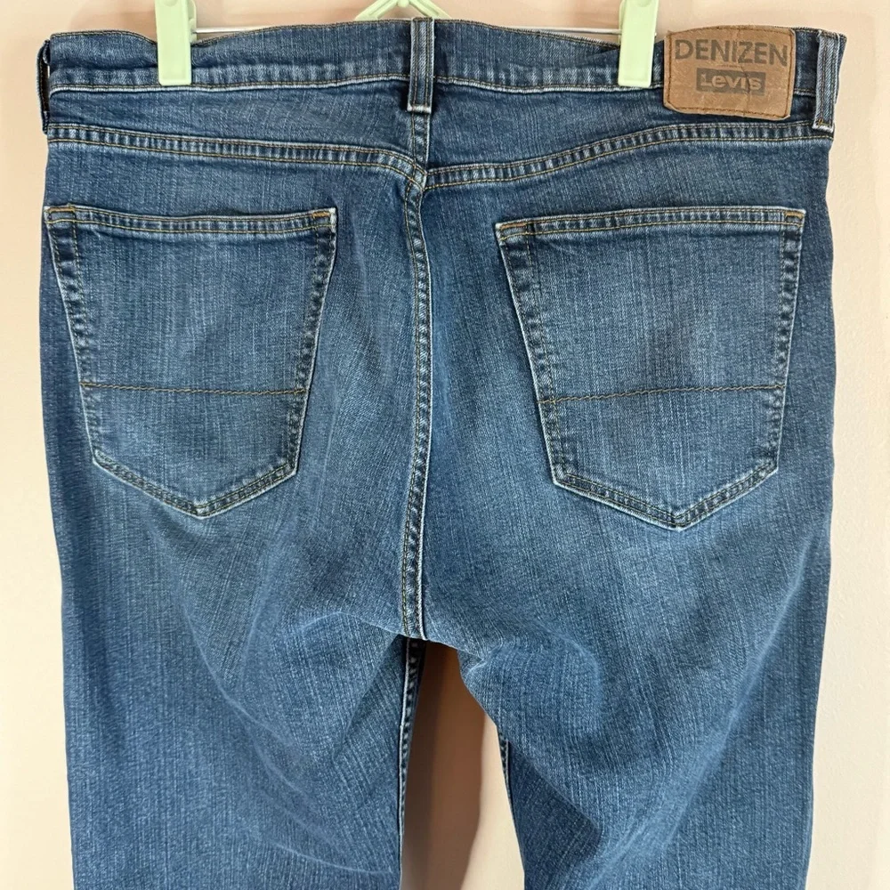 DENIZEN From LEVI’S Men's 236 Regular Fit Jeans 36X30